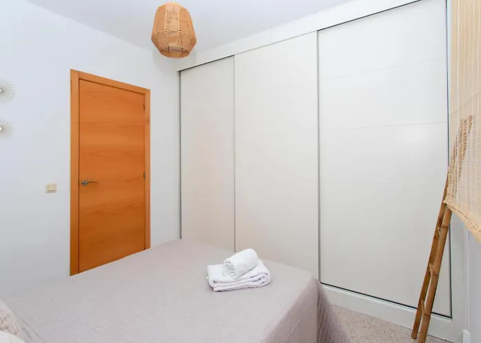 Girasoles Iii F3 شقة